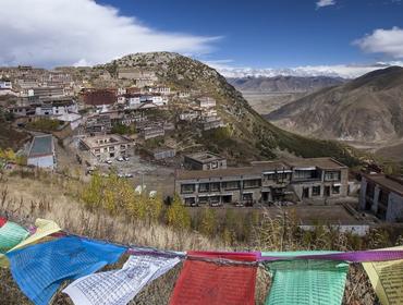 Prayer flags, Ganden Monastery, Lhasa