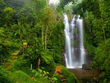 Waterfall, Munduk