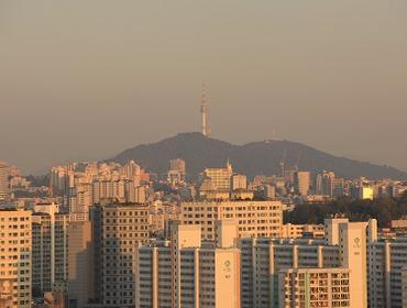 Dusk over Seoul